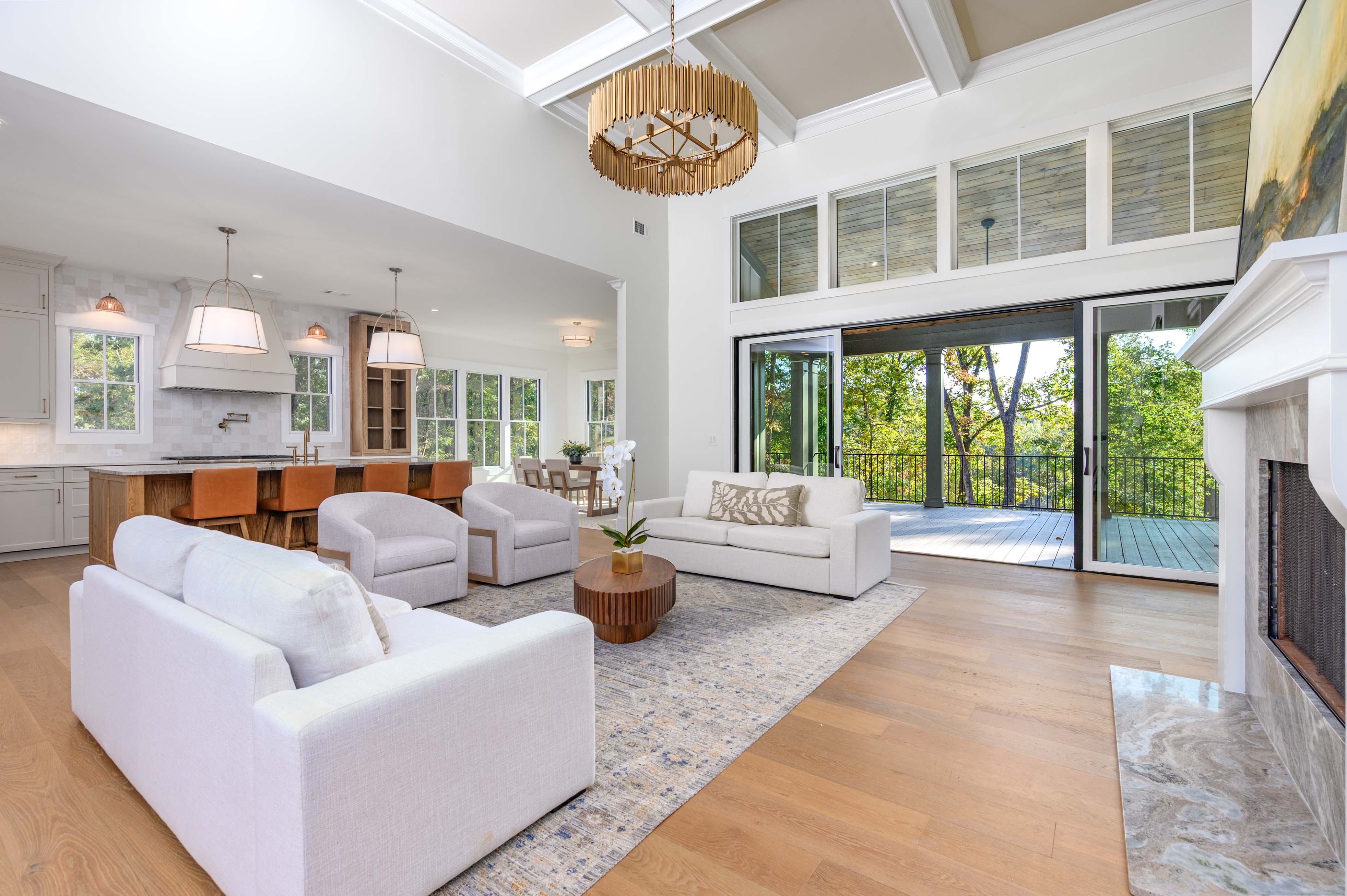 1050 Maple Ridge Way image 9
